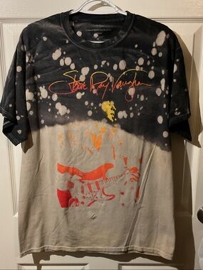 Stevie Ray Vaughan Graphic Short Sleeve Band Tee - Black & Beige Bleach Dye